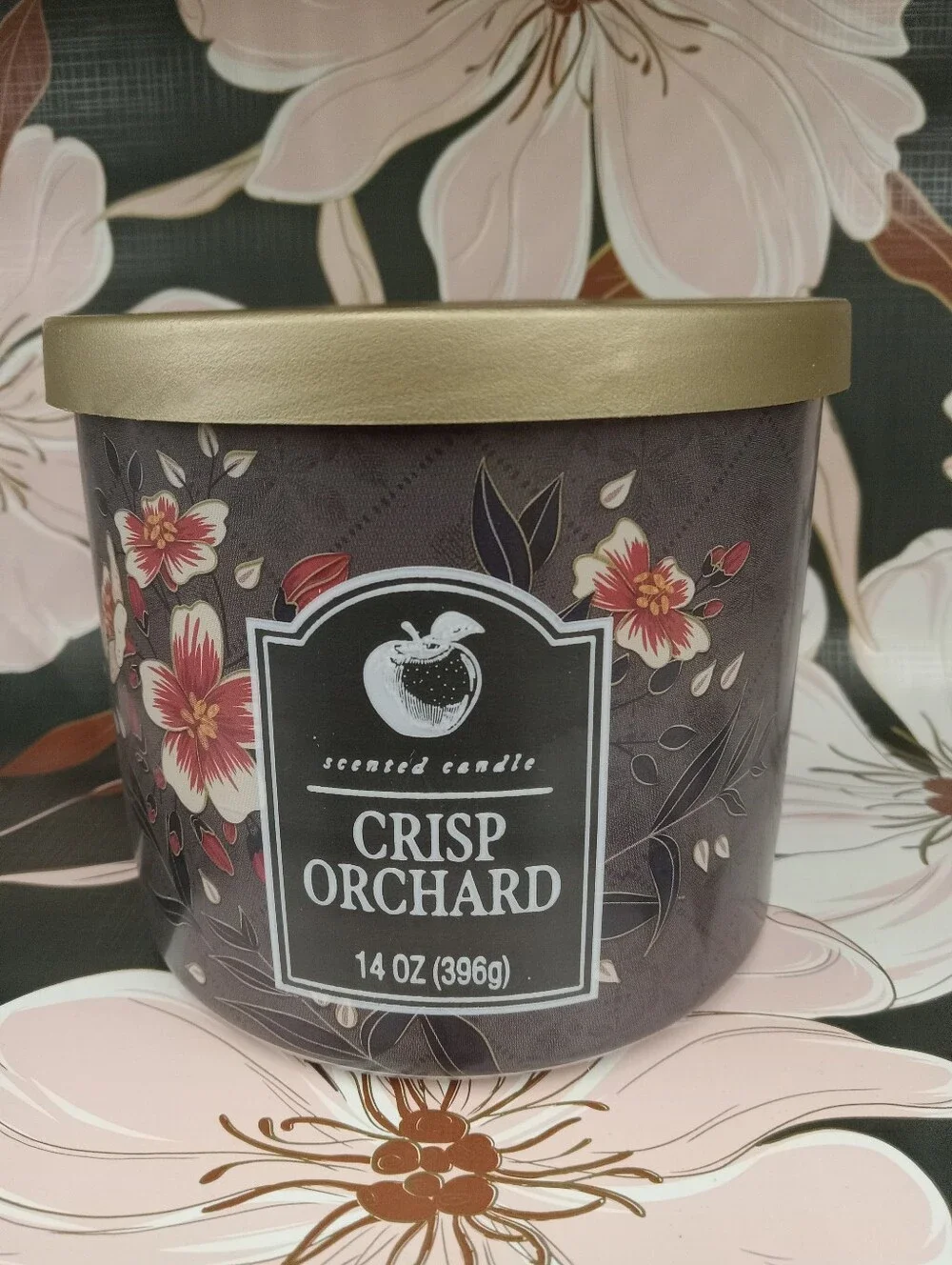 Crisp Orchard Scented Candle
